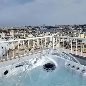  Appartamento Wonderful With Shared Jacuzzi And Panorama Rooftop
